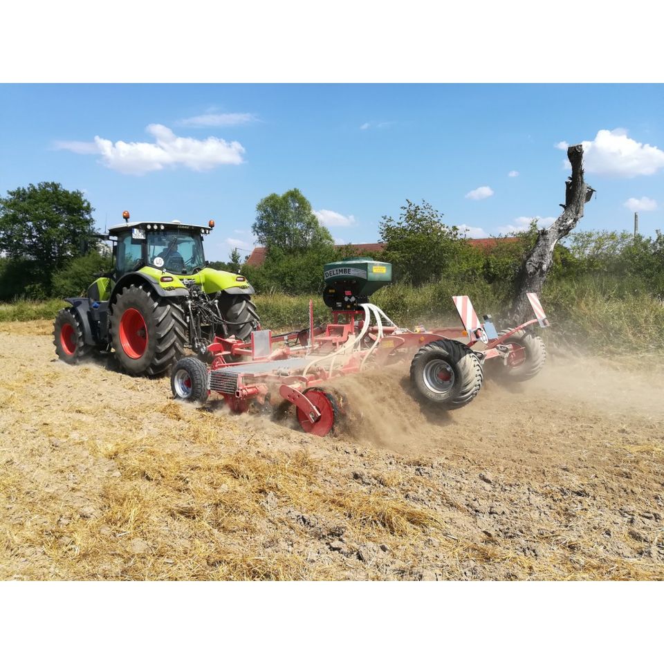 Delimbe T18 Pneumatikstreuer Zwischenfrucht Kleinsamenstreuer in Aldersbach