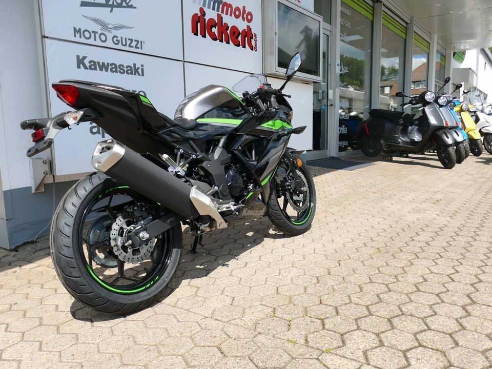 Kawasaki NINJA 7 HYBRID FULL POWER - CLEAN EXCELLENZ in Braubach