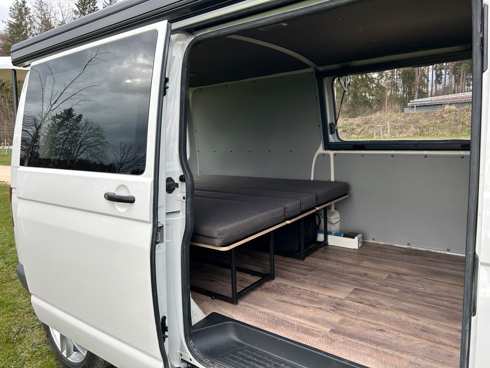 VW T5 LR / H3 mit VW T5  Anhänger Camper Van ***EINMALIG*** no T6 in Illertissen