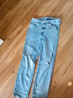 H&M Jeans Slim High Waist Ankle Gr. 42 Destroyed Thüringen - Wichtshausen Vorschau
