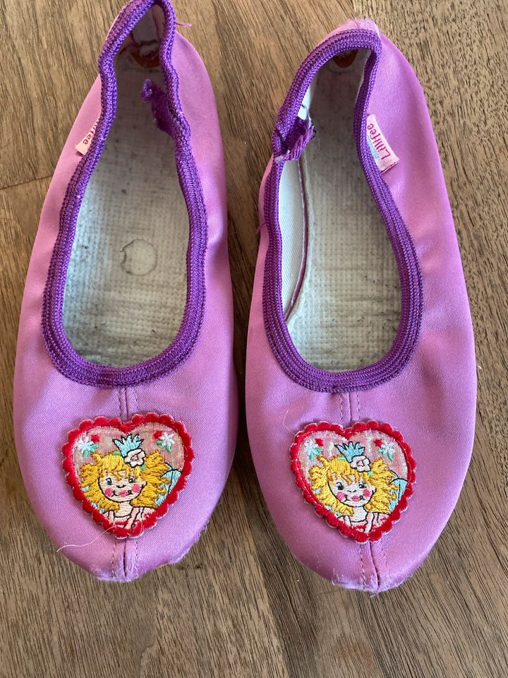 Lillifee Gymnastikschuhe Schuhe Schlappen Gr 30/31 in Schwabmünchen