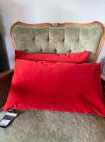 2 Kissen rot Sofa Couch Marke: Paoletti 45 x 30 cm Bayern - Altdorf bei Nürnberg Vorschau