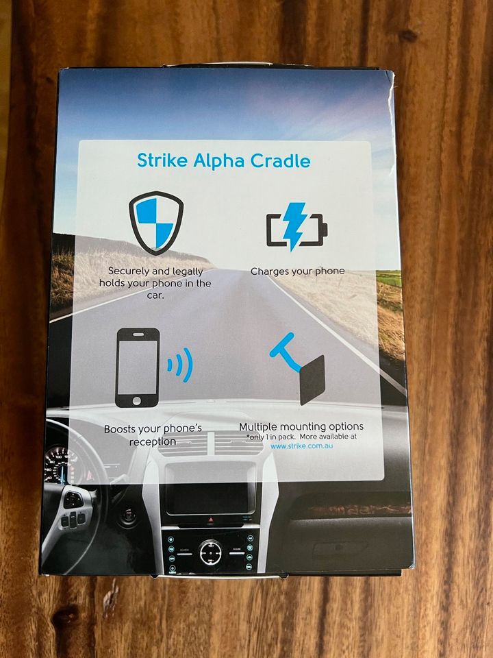 Strike Alpha Apple iPhone X Car Cradle /Autohalterung/Ladeschale in Remscheid