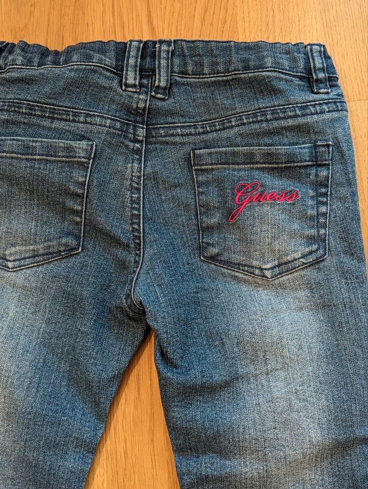 Guess Jeans Gr 98/104 in Ottobrunn