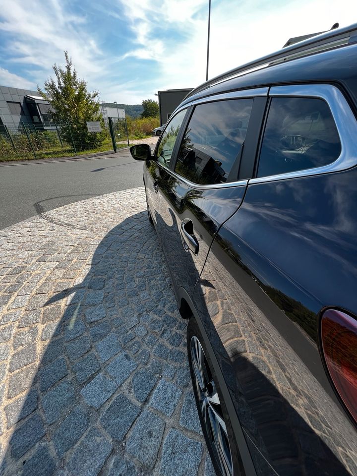 Nissan Qashqai 1.3 dig-t N-Way in Röthenbach