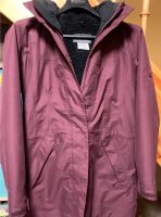 Wintermantel Jacke Damen Jack Wolfskin Gr 40 M Bordeaux rot Thüringen - Saalburg-Ebersdorf Vorschau