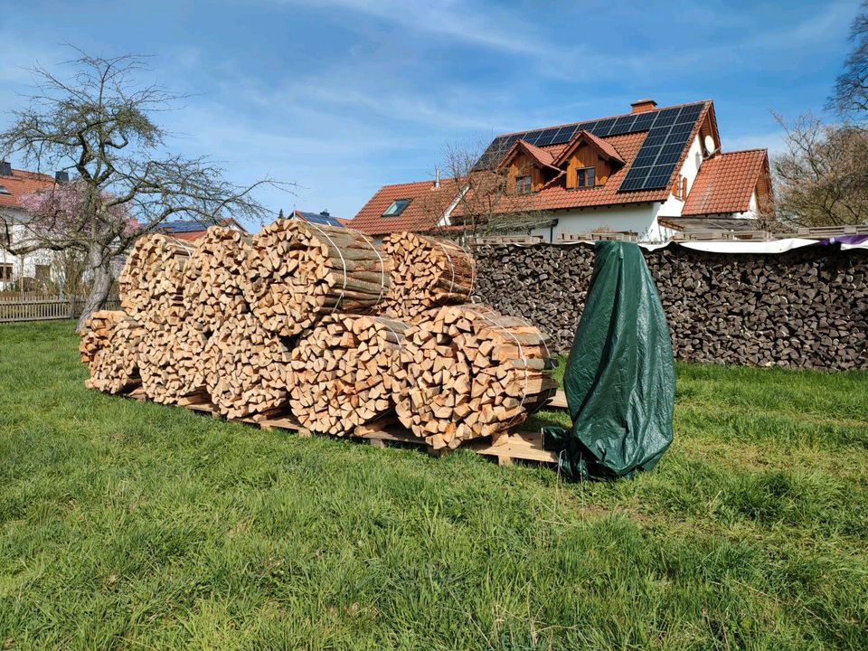 Brennholz spalten / Holz spalten / Lohnspalten / Brennholz in Eichenzell