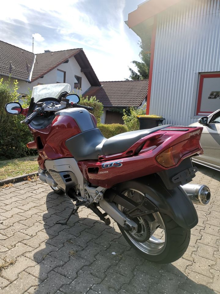 Yamaha GTS 1000 in Motten