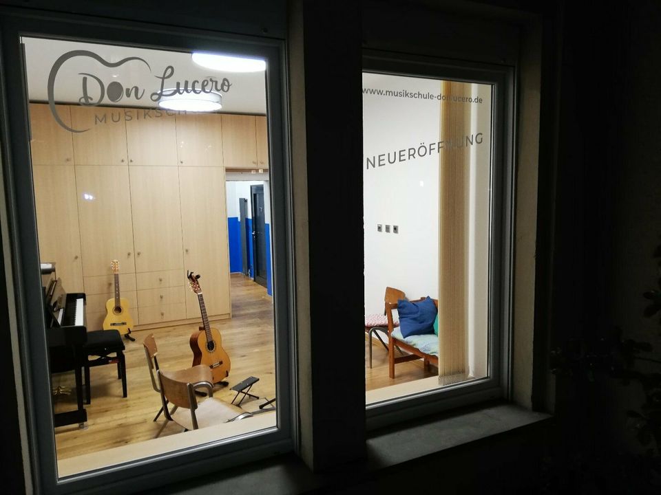 Musikalische Früherziehung bei Don Lucero. Kostenlose Probestunde in Berlin