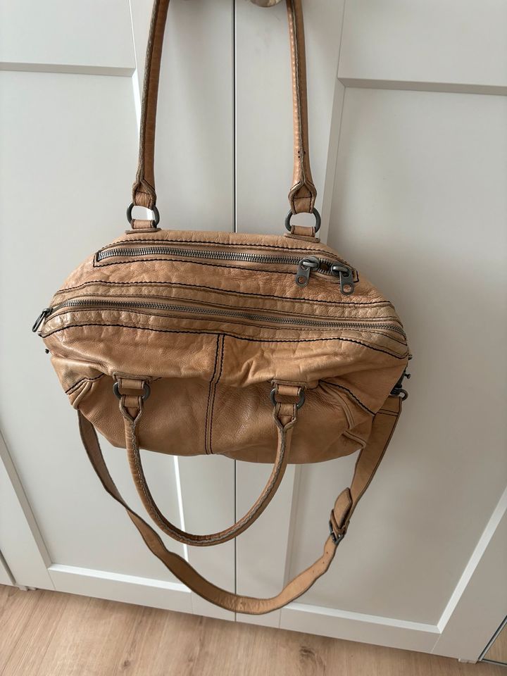 Liebeskind Ledertasche beige Crossover in Dortmund