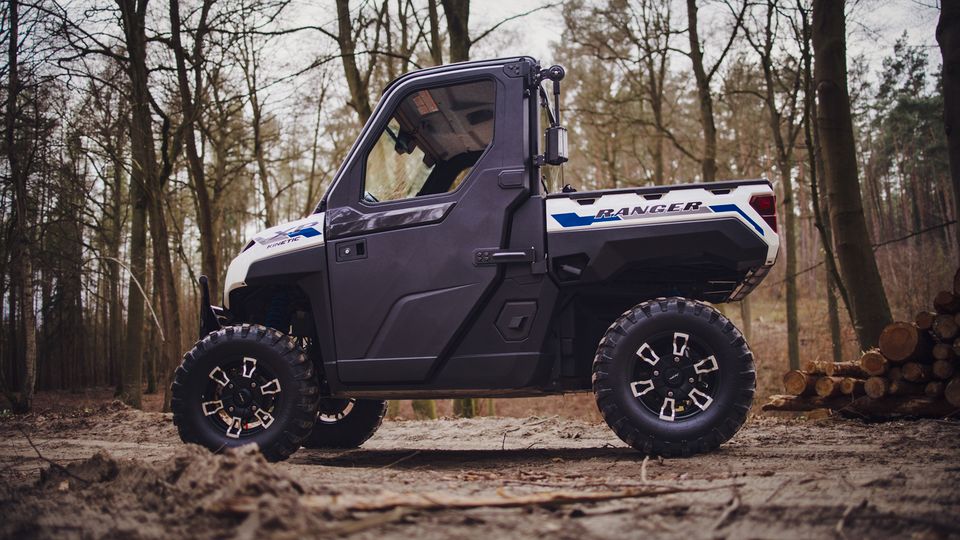 Polaris Ranger XP Kinetic Premium, Elektrofahrzeug in Badendiek