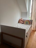 Mitwachsendes Kinderbett 140x70cm, weiß/holz / skandi Nordrhein-Westfalen - Neuss Vorschau