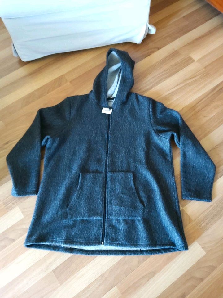 Jacke Fleece mit Kapuze, grau, Gr. 50, NEU mit Etikett in Ense