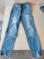 Ultra High Rise Mom-Jeans Hollister in Gr. XS 0R W 24 L 27 Sachsen-Anhalt - Muldestausee Vorschau