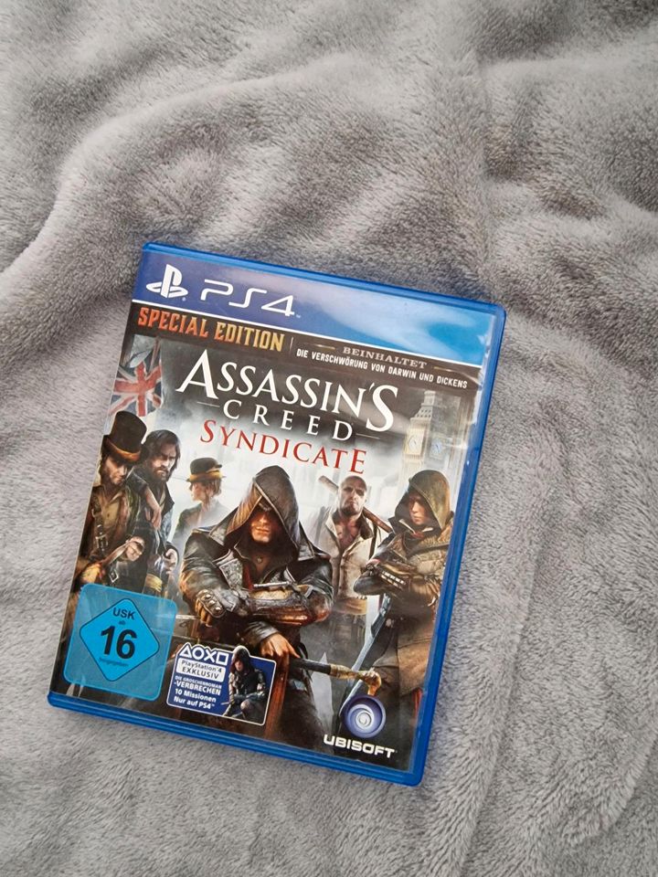 PS4 SPIELEPAKET Assassins Creed in Nidderau