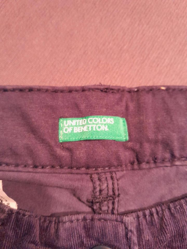 Feincordhose dunkelblau Benetton Gr. 170 in Bad Bocklet