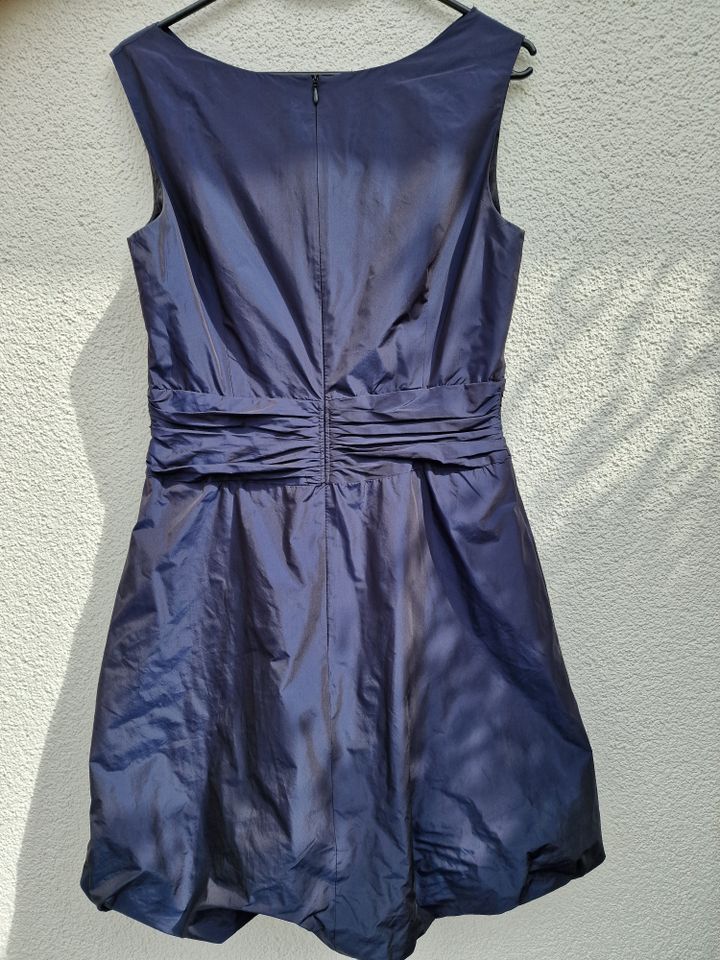 Kleid Jugendweihe Blau Marke SWING Größe 38 in Stralsund