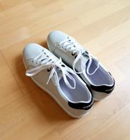 Damen Designer Sneaker von Diesel, Leder, weiß/schwarz, 39, Neu Bayern - Augsburg Vorschau