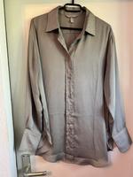 H&M glänzende graue Bluse M Länge ca. 75cm Berlin - Hohenschönhausen Vorschau