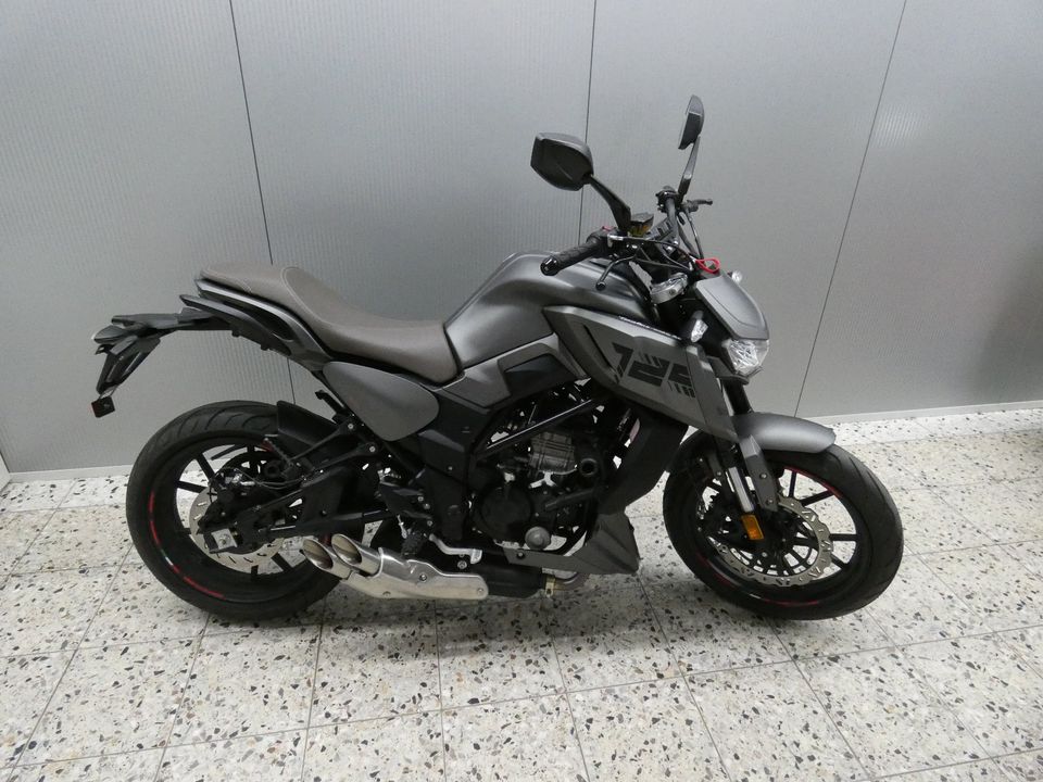 Gebrauchtfahrzeug MOTOBI DL 125 NAKED ABS MODELL 2023  GRAU in Lauingen a.d. Donau