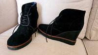 Tommy hilfiger Stiefeletten 40 schwarz wedges Hessen - Nidderau Vorschau