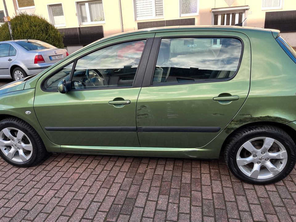 Peugeot 307 Premium / kein Golf/ Polo in Hannover