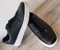 Boohoo MAN Low Sneaker Black White hohe Sohle Nieten 41 Baden-Württemberg - Stutensee Vorschau