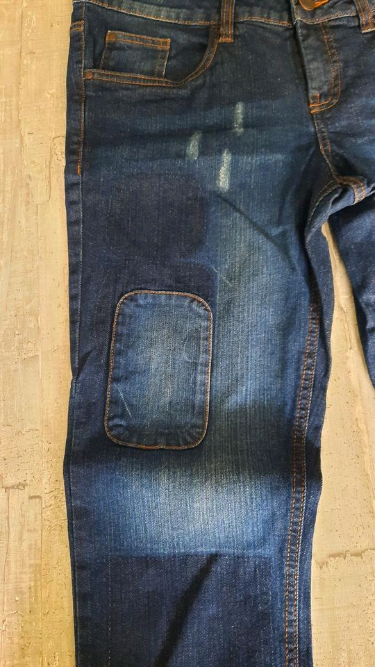 Coole Jeans in dunkelblau Gr. 40 in Lippstadt