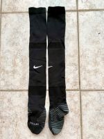Unisex Nike Fußball Stutzen mit Socken Kniehoch schwarz Gr. S Hessen - Gründau Vorschau