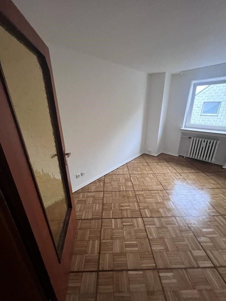 Traum 2-Zimmer Wohnung in Essen - TOP Renoviert und ruhige Lage - ab sofort! in Essen