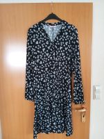 Kleid mit Blümchen 40/42 Bayern - Neu Ulm Vorschau