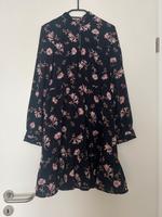Schickes Blumenkleid Baden-Württemberg - Mannheim Vorschau