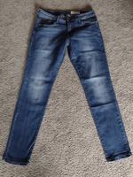 ESPRIT Jeans / W33 L32 / Größe 44 / Skinny Fit Nordrhein-Westfalen - Kamen Vorschau