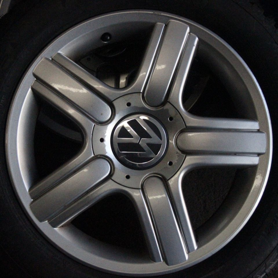 VW Fox 5Z Alufelgen WInterräder 195/55R15 85H neue WInterreifen in Kevelaer