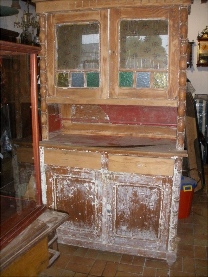 Antiker Schrank Küchenschrank Büroschrank zum Aufarbeiten in Habscheid