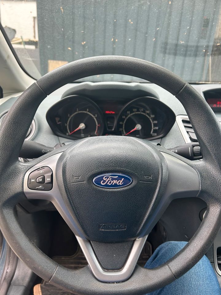 Ford Fiesta 1,25 in Triftern