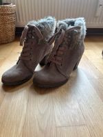 Tamaris Leder Stiefelette taupe Größe 39 Frankfurt am Main - Bockenheim Vorschau