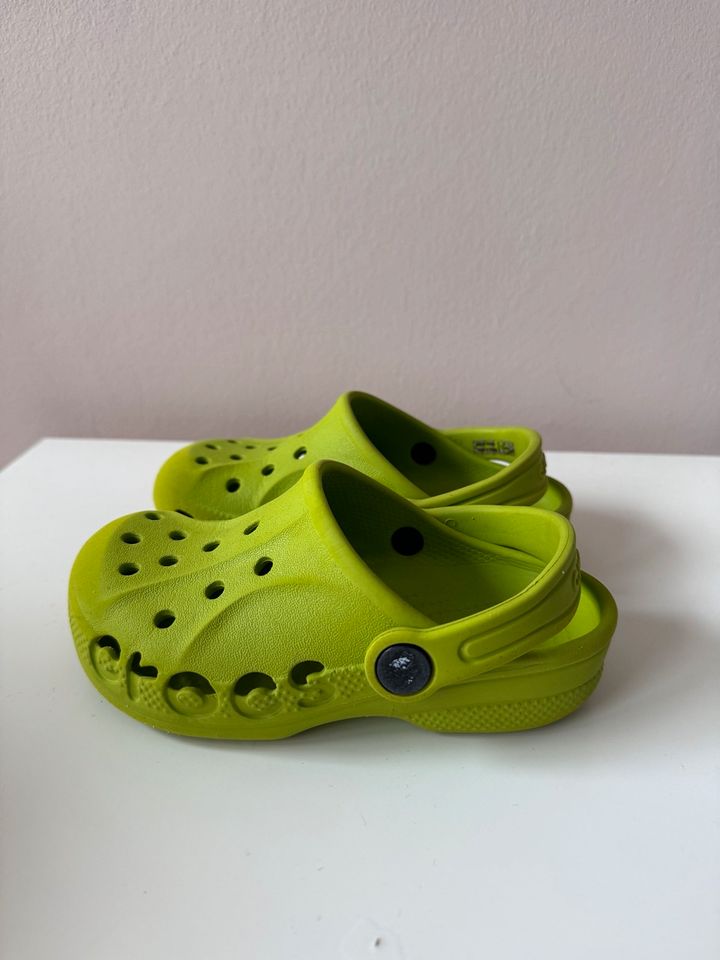 Crocs Baya Clog Grün Größe 27-28 in Wachtberg