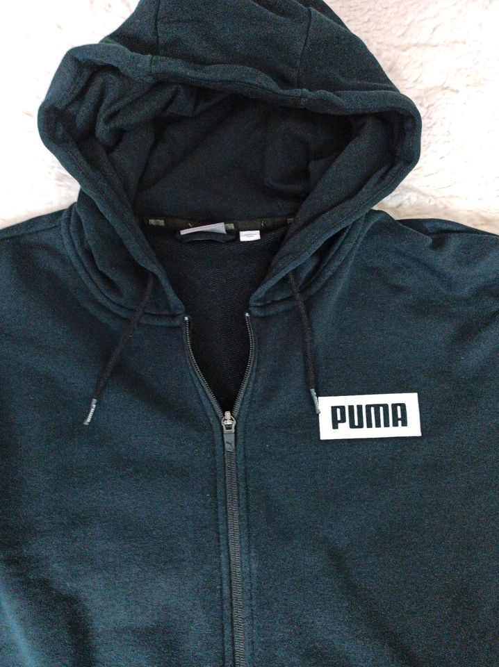 Puma Sweatshirt Jacke Gr. M in Hamburg