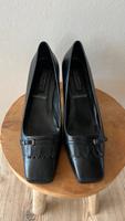 Gr.41,Uniformschuhe,schwarz,Pumps,High Heel,Collegestyle Hessen - Dietzenbach Vorschau