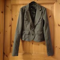 Tally Weijl Blazer gr. 36 in grau wie neu Niedersachsen - Friedeburg Vorschau