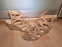 Keilpumps Plateau Sandalen Sommerschuhe beige Größe 37 Baden-Württemberg - Laupheim Vorschau