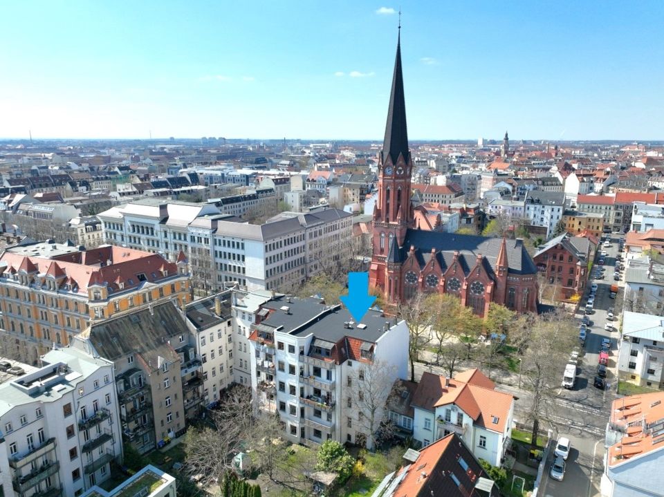 Traumhafte Familienwohnung mit großem Balkon, Terrasse und Gartenanteil - zum Selbstausbau in Leipzig