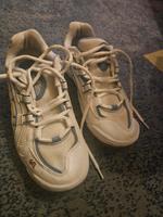 Sneaker Asics Gel weiß Größe 40 25.5 wie neu Berlin - Hellersdorf Vorschau
