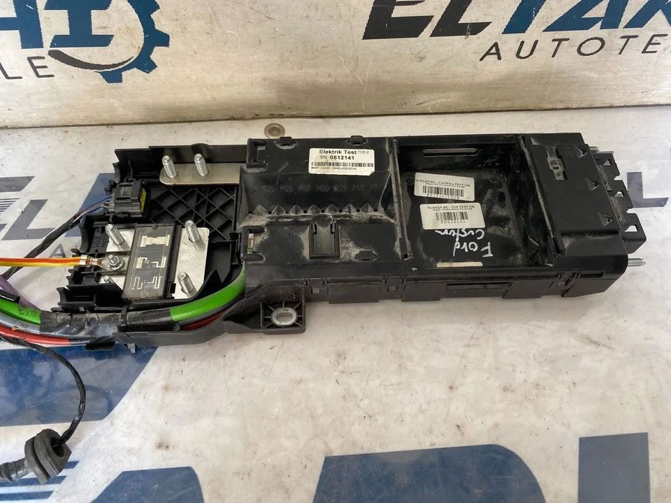 Ford Transit Sicherungskasten Batterie BK2T-14B144-BA in Essen