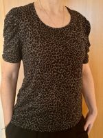T-Shirt mit Leopardenmuster / Gr. 40 / Schwarz, Grau Feldmoching-Hasenbergl - Feldmoching Vorschau