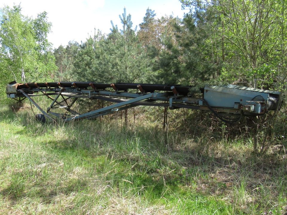 2 Stück hydraulisch angetriebene Förderbänder Powerscreen in Wurzen