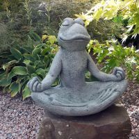 Steinfigur Yoga Frosch Nordrhein-Westfalen - Korschenbroich Vorschau