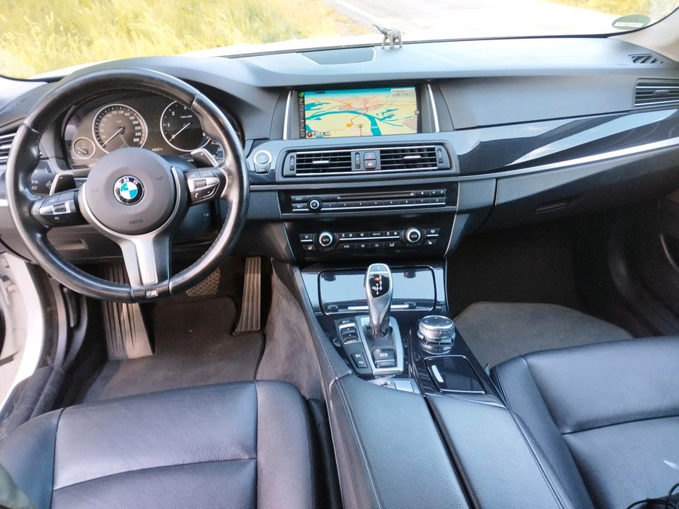 BMW 525d XDrive M1 Touring  Vollausstattung ! in Wesel