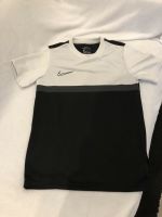 Nike T-Shirt Dri-Fit Größe L (147-158cm) Nordrhein-Westfalen - Stolberg (Rhld) Vorschau